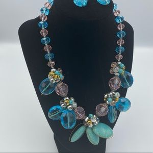 Necklace and earrings set